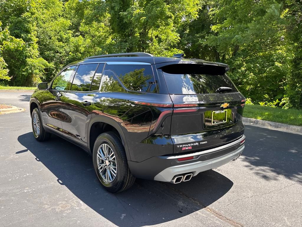 new 2025 Chevrolet Traverse car, priced at $45,695