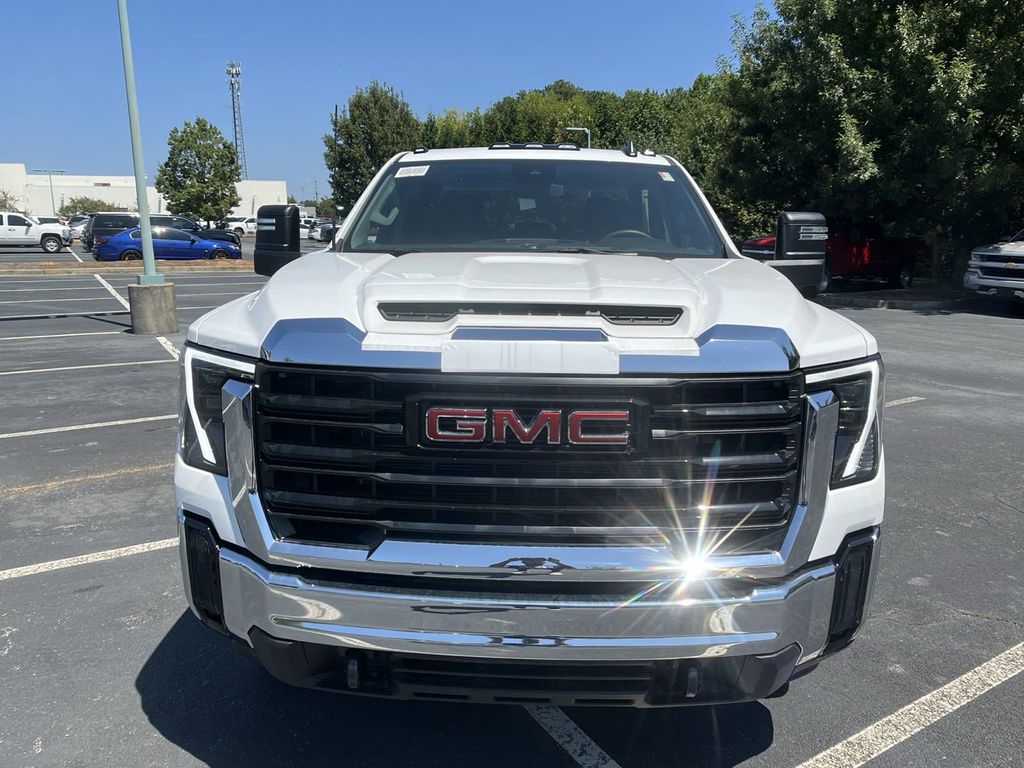 new 2024 GMC Sierra 2500HD car, priced at $48,933