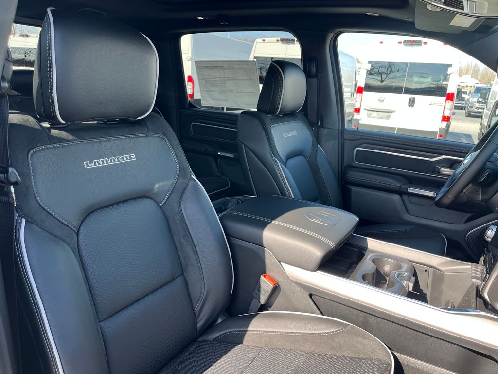 new 2025 Ram 1500 car, priced at $52,990