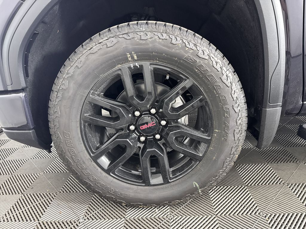 new 2025 GMC Sierra 1500 car, priced at $59,224