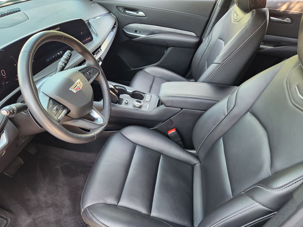 used 2024 Cadillac XT4 car, priced at $36,304