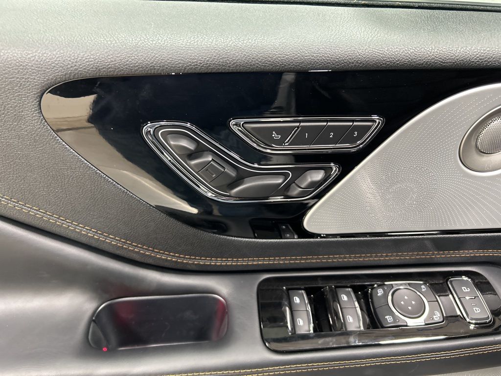 new 2026 Lincoln Aviator car, priced at $95,025