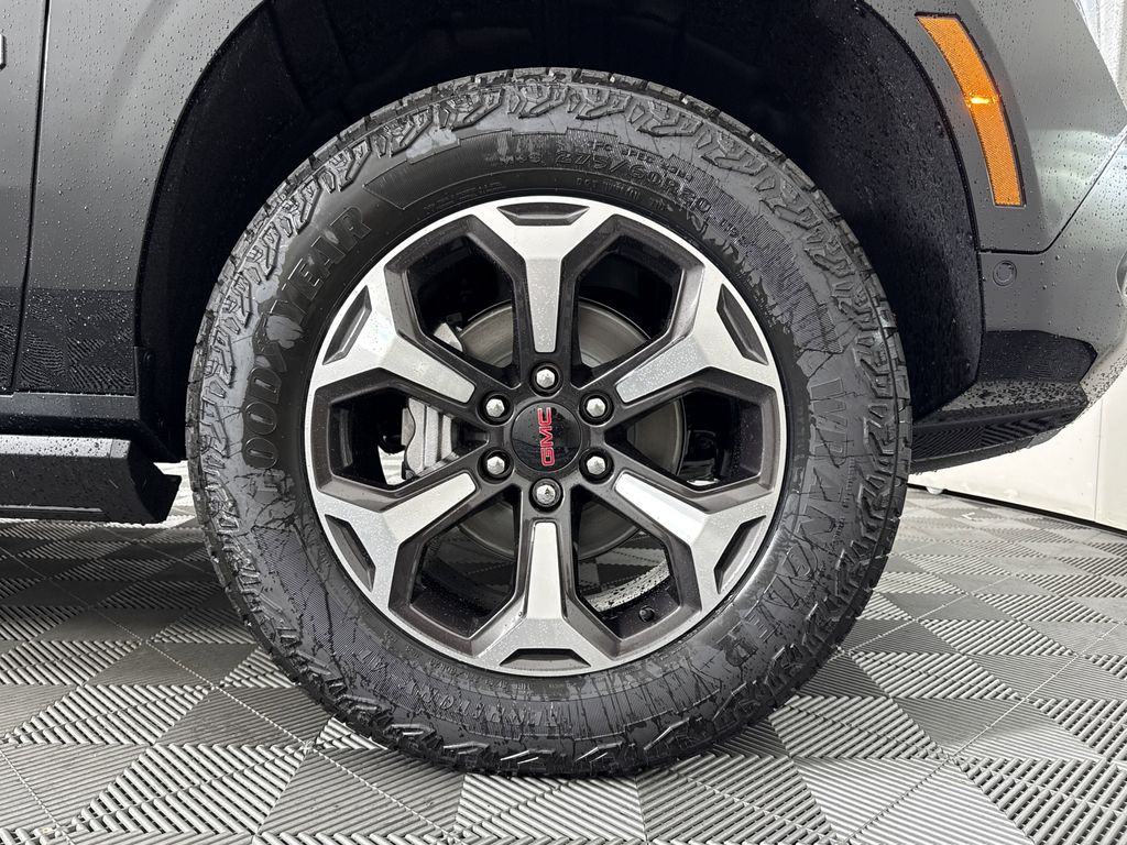 new 2025 GMC Yukon car, priced at $97,789