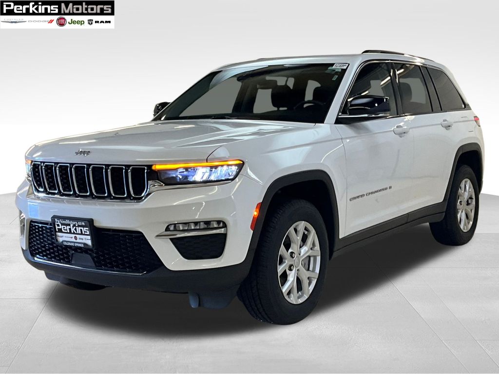 used 2023 Jeep Grand Cherokee car, priced at $30,489