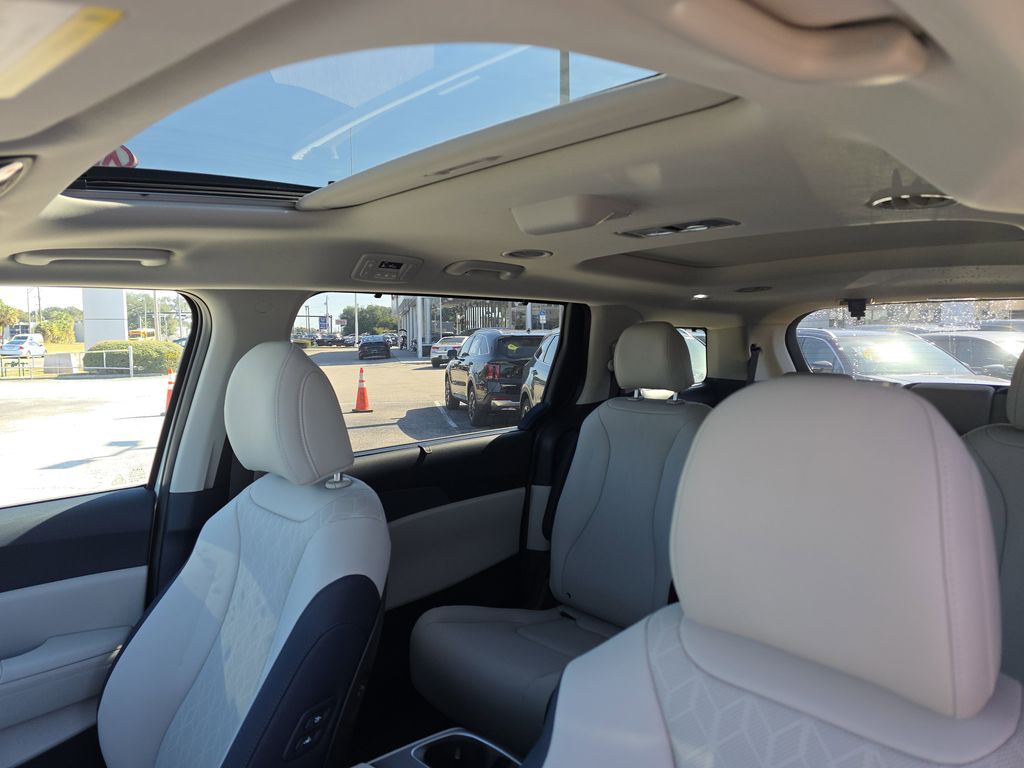 new 2026 Kia Carnival Hybrid car, priced at $47,799