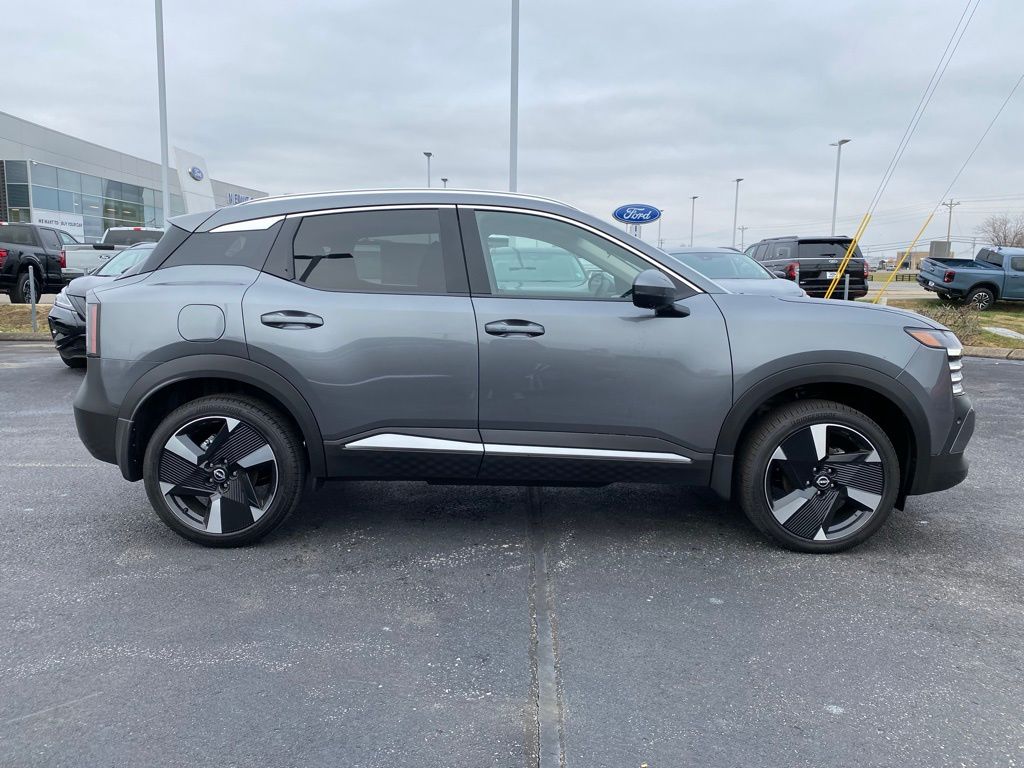 new 2025 Nissan Kicks car, priced at $27,298