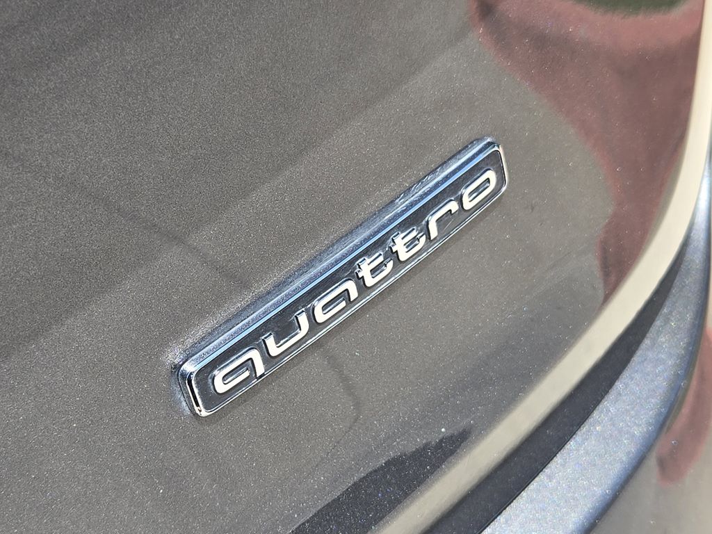 used 2021 Audi Q7 car, priced at $31,591