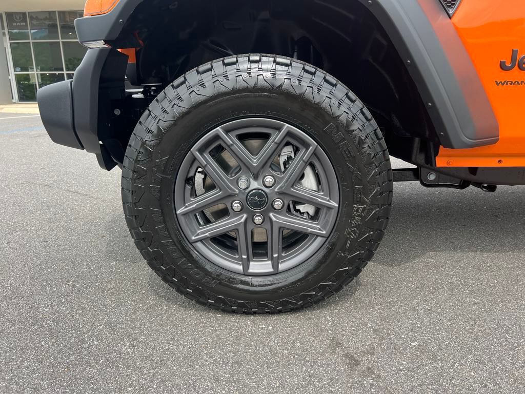 new 2025 Jeep Wrangler car, priced at $49,129