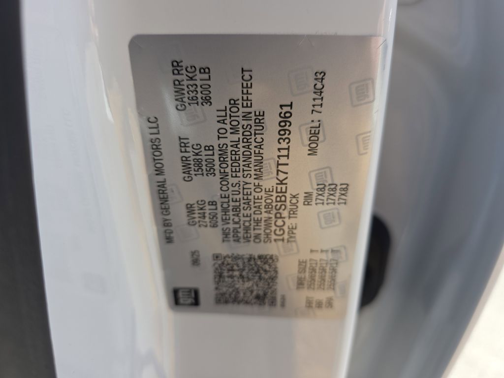 new 2026 Chevrolet Colorado car, priced at $28,800