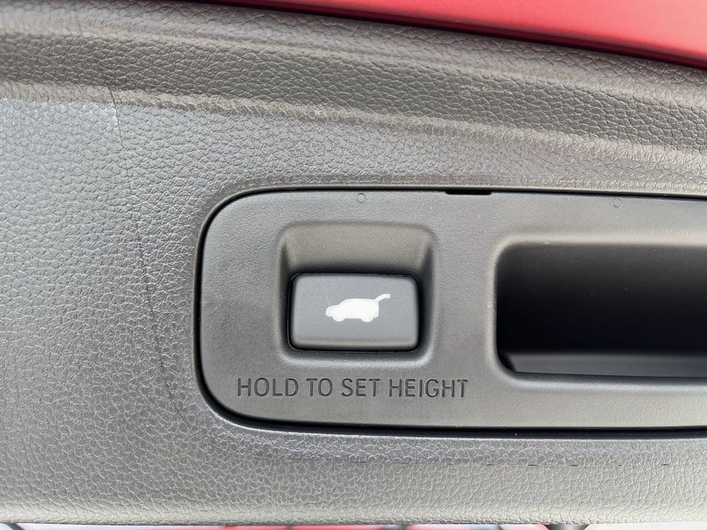 new 2025 Honda CR-V Hybrid car, priced at $37,920
