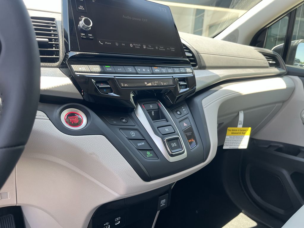 new 2025 Honda Odyssey car, priced at $42,960