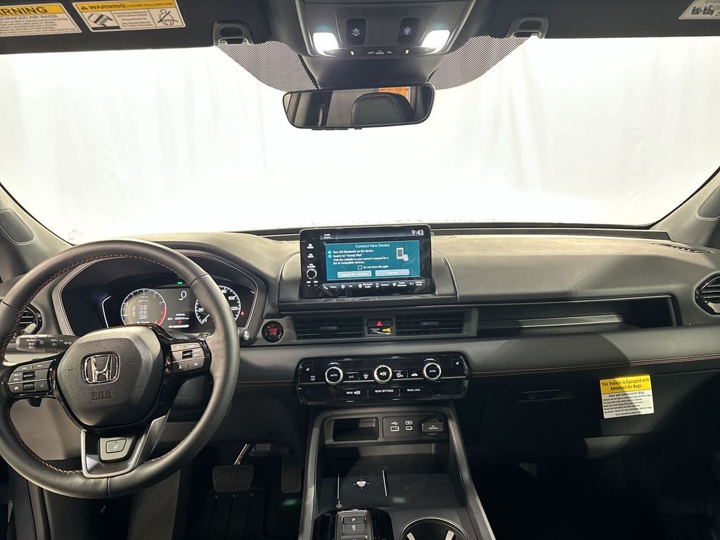 new 2025 Honda Pilot car, priced at $51,305