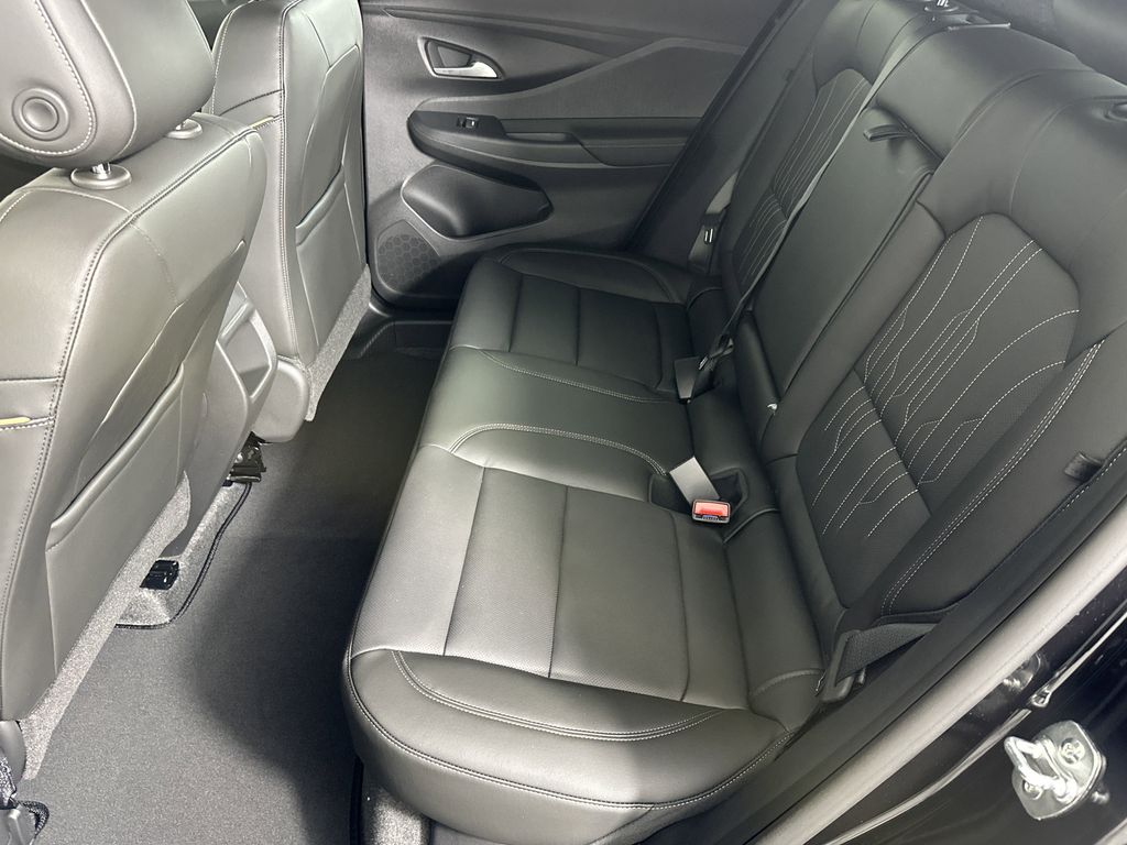 new 2025 Buick Envista car, priced at $31,085
