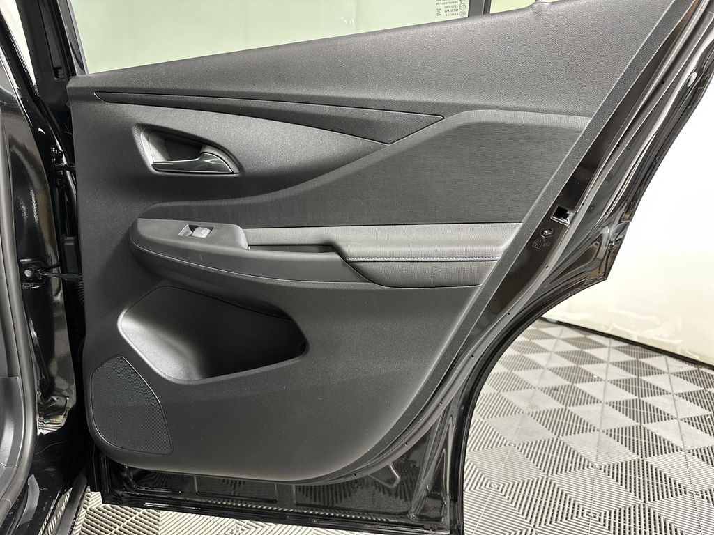 new 2025 Buick Envista car, priced at $29,570