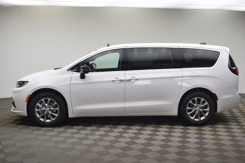 new 2026 Chrysler Pacifica car, priced at $48,645