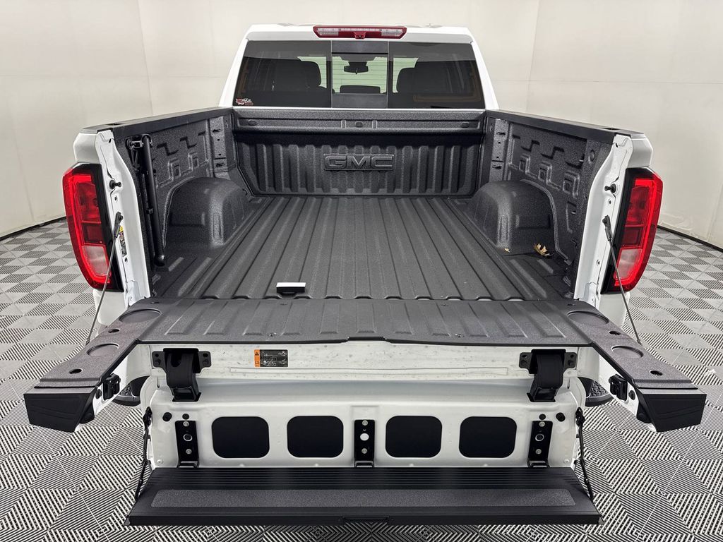 new 2025 GMC Sierra 1500 car, priced at $59,729