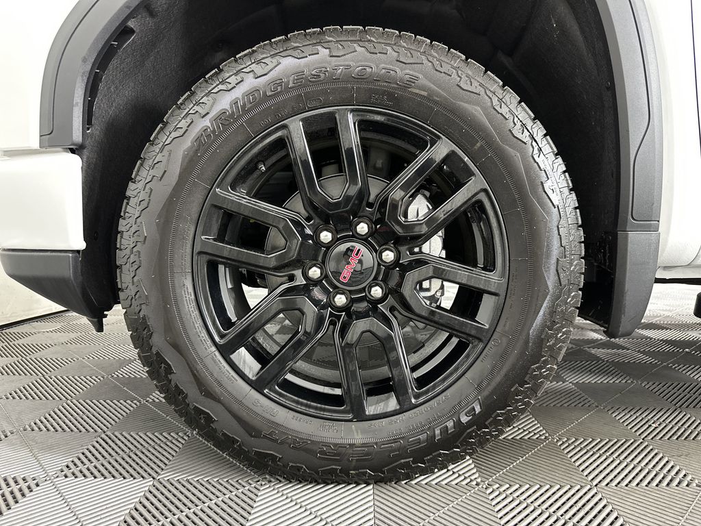 new 2025 GMC Sierra 1500 car, priced at $61,284