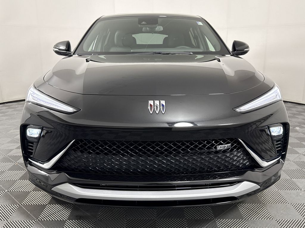 new 2025 Buick Envista car, priced at $29,869