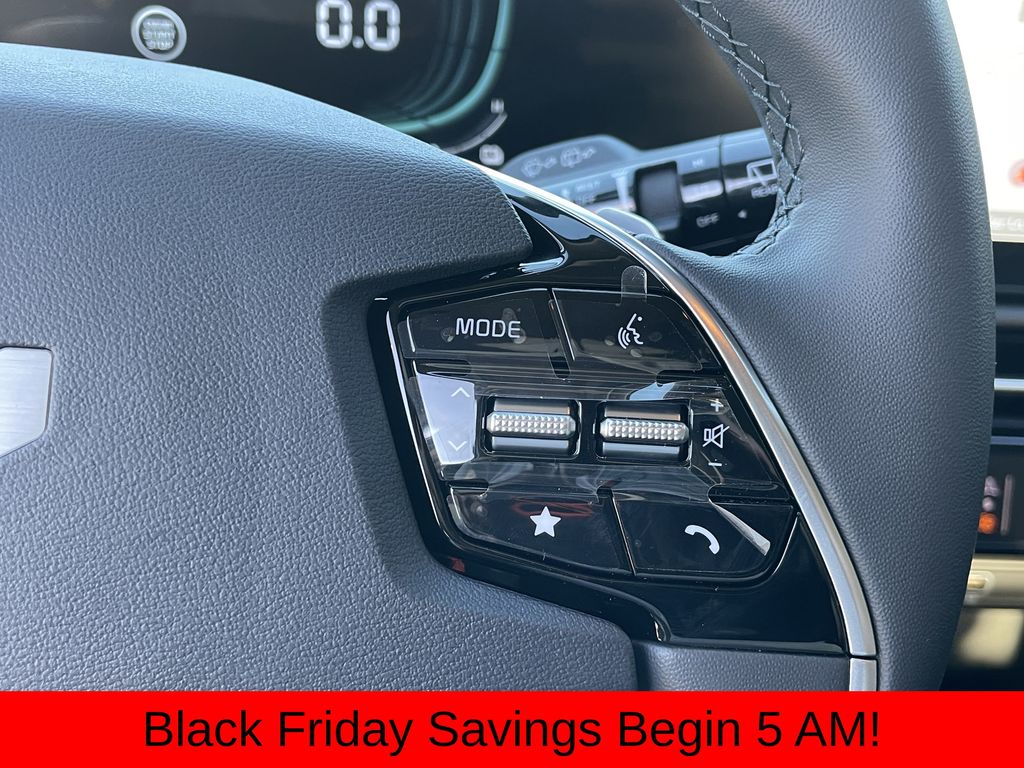 new 2025 Kia Niro car, priced at $28,261