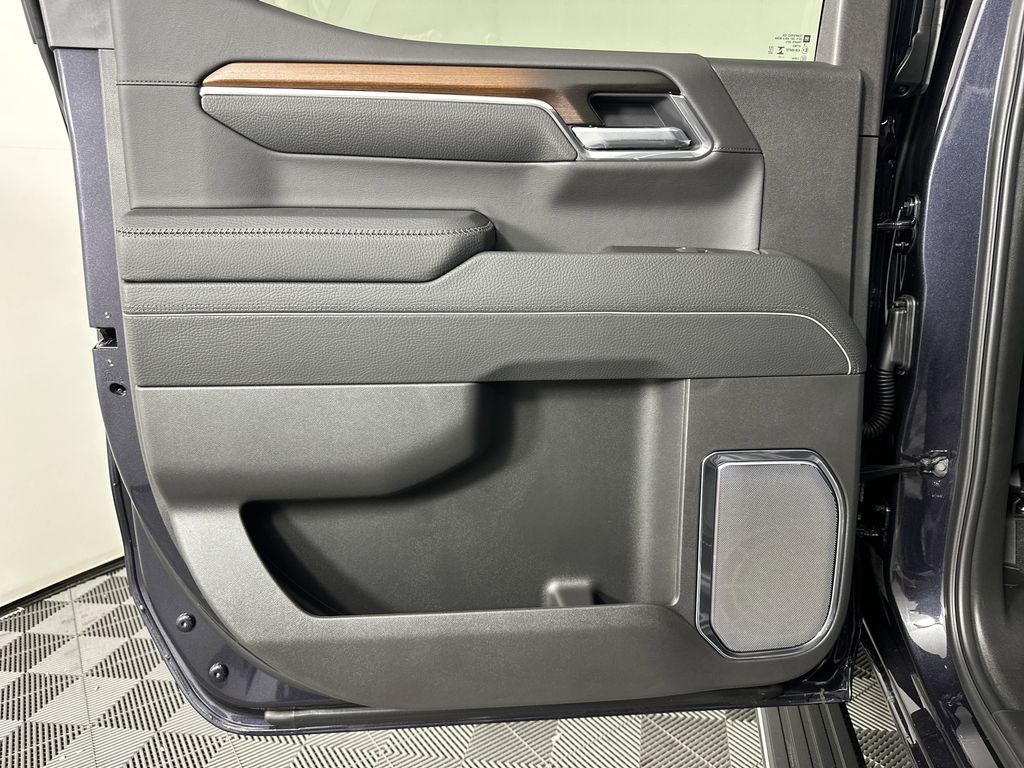 new 2025 GMC Sierra 1500 car, priced at $68,494