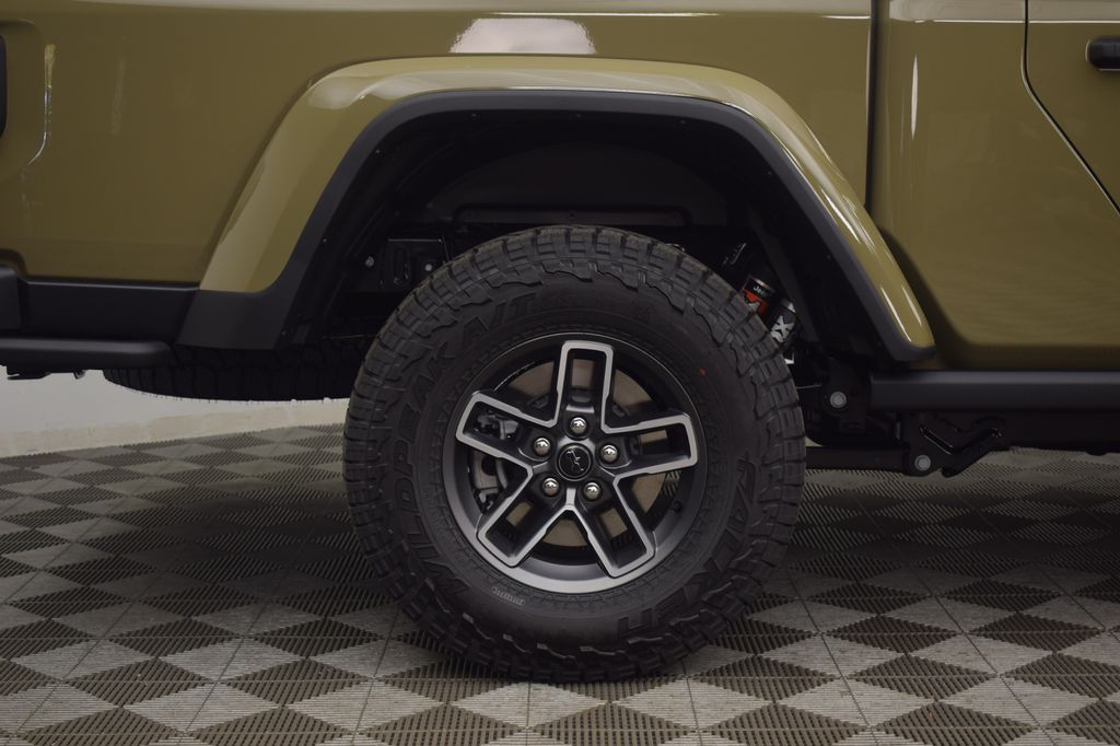 new 2025 Jeep Gladiator car, priced at $55,687