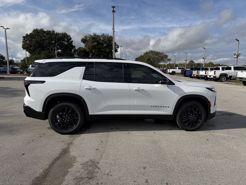 new 2026 Chevrolet Traverse car, priced at $38,480