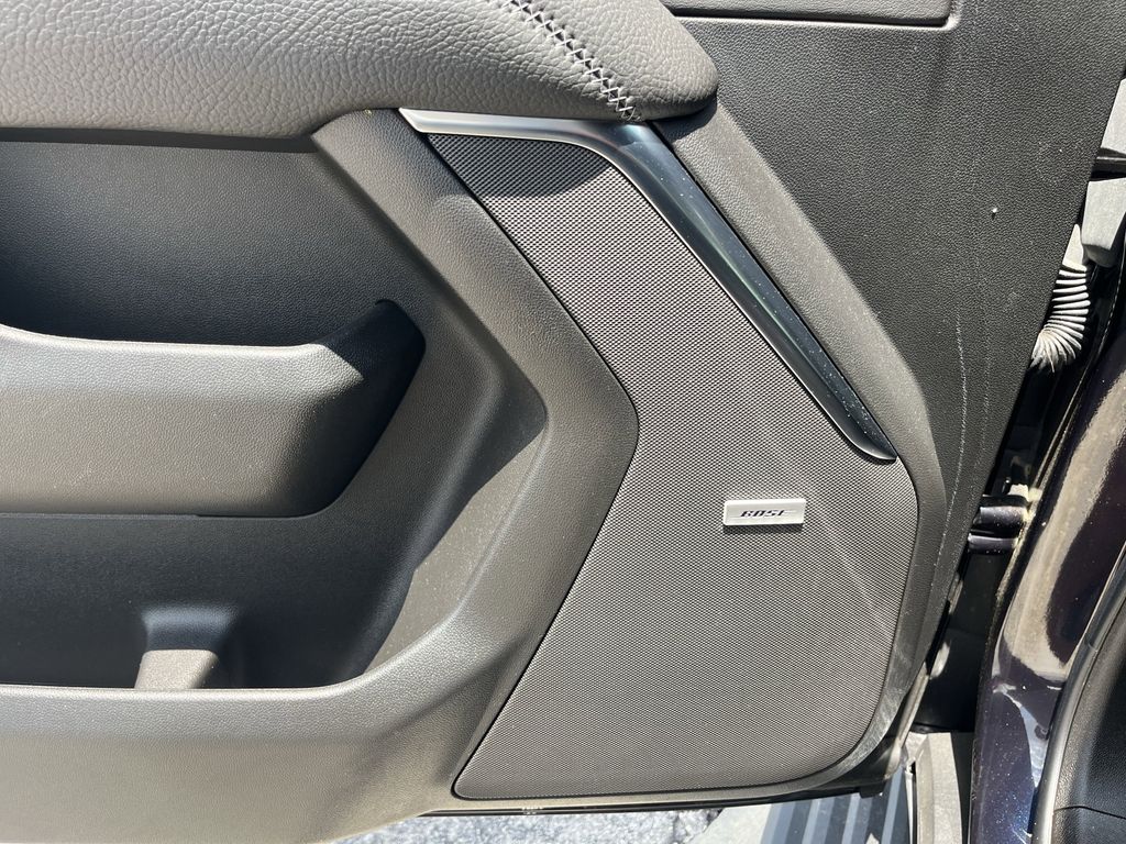 used 2022 GMC Yukon car, priced at $62,993