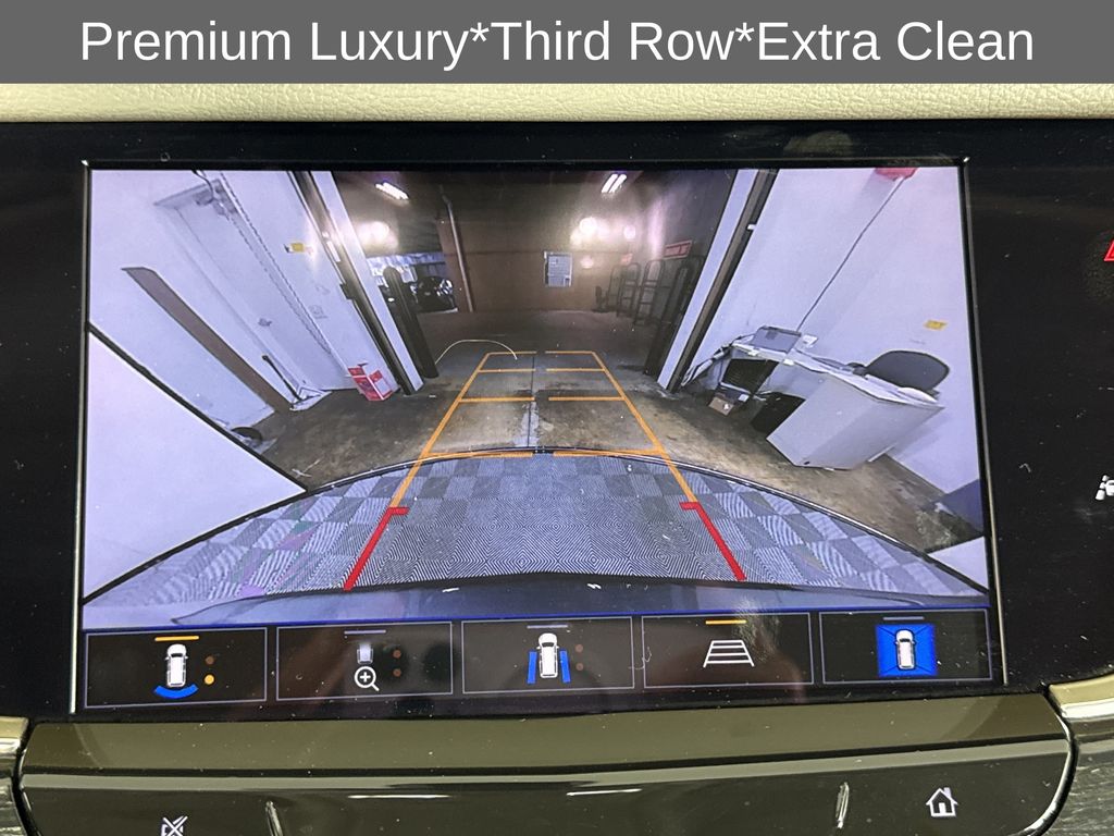 used 2022 Cadillac XT6 car, priced at $34,997