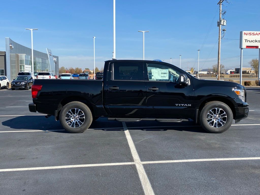 new 2024 Nissan Titan car, priced at $40,675