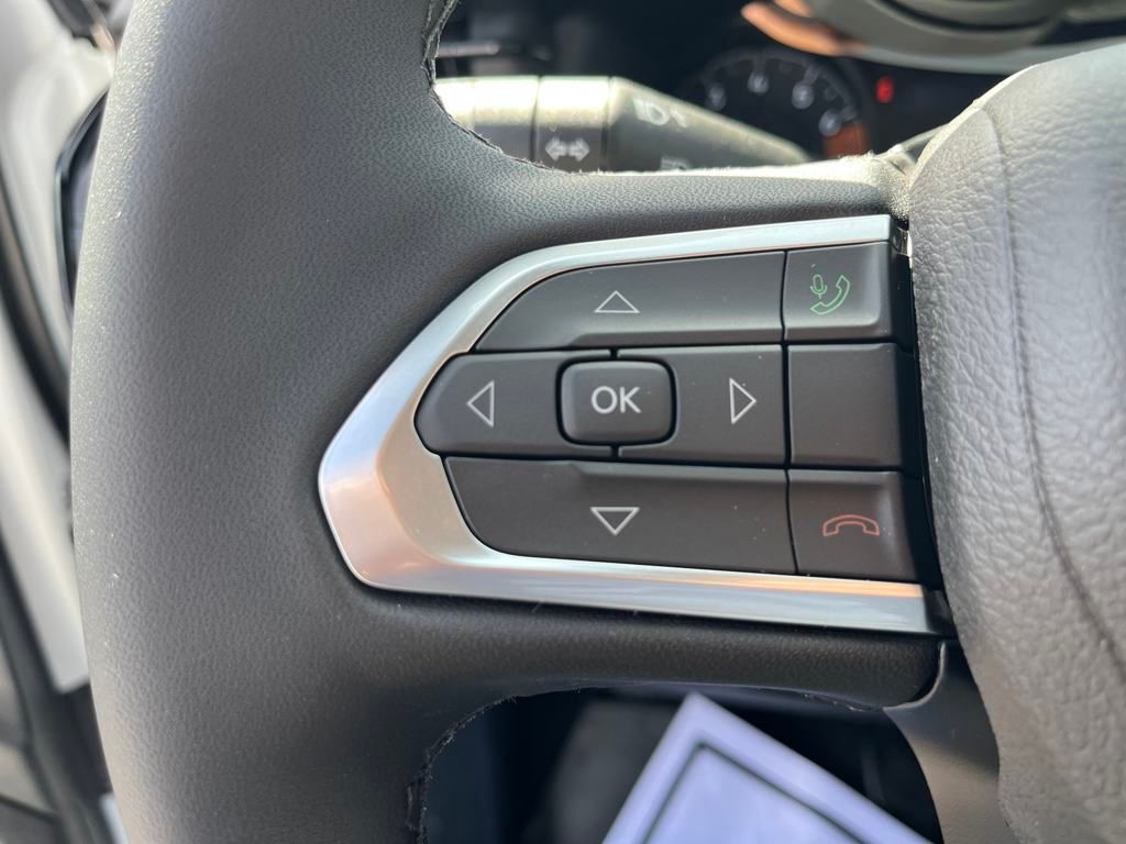 new 2025 Jeep Compass car, priced at $28,990