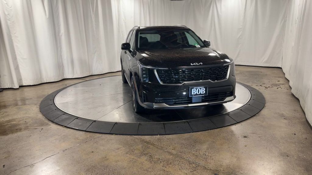 new 2025 Kia Sorento Hybrid car, priced at $42,088