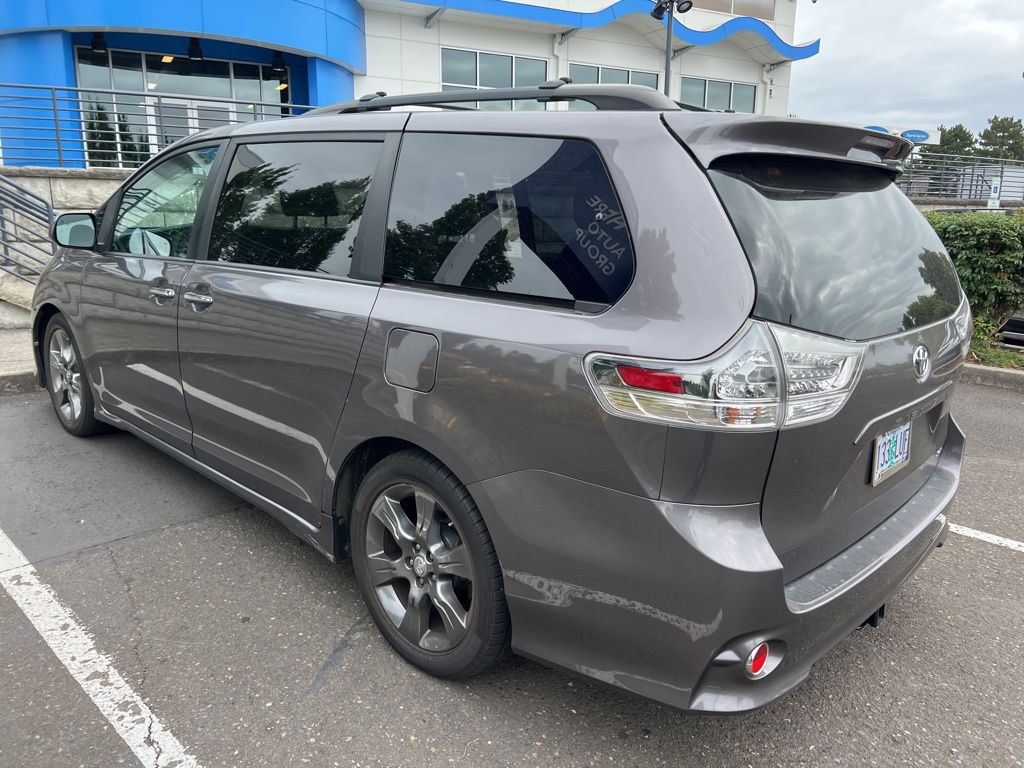 used 2016 Toyota Sienna car, priced at $23,684
