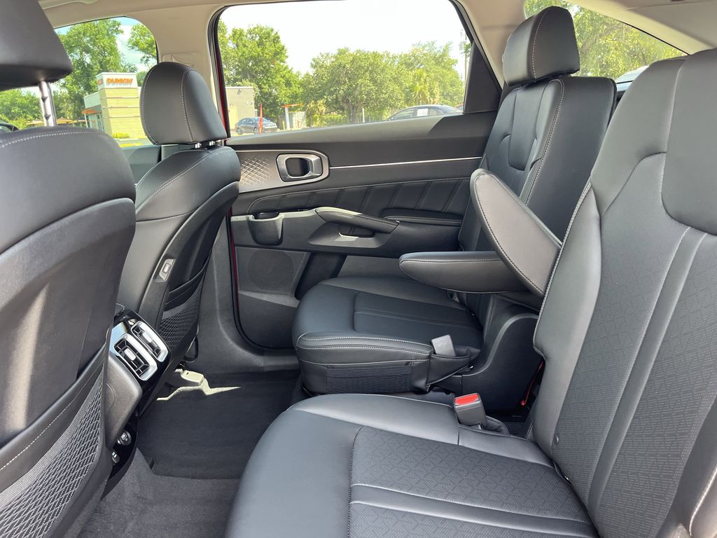 used 2022 Kia Sorento car, priced at $34,291