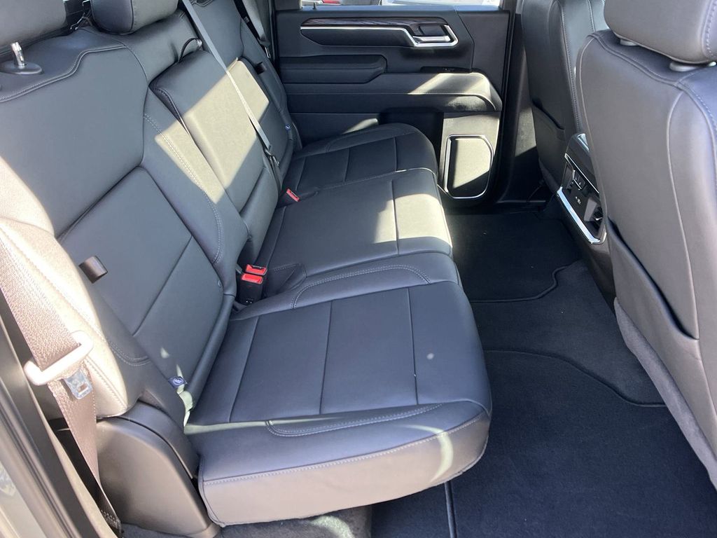 new 2025 GMC Sierra 2500HD car, priced at $80,865
