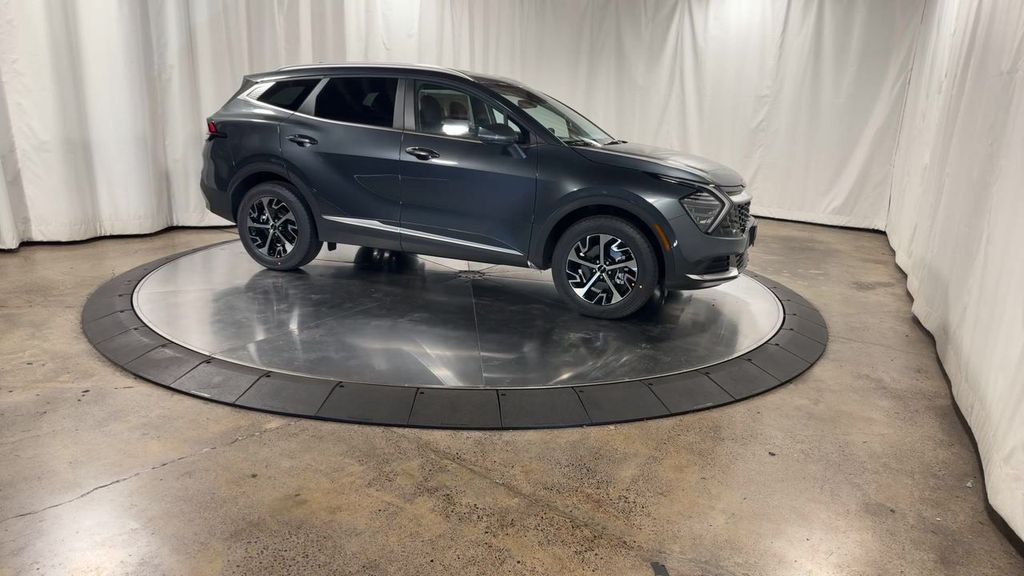 new 2025 Kia Sportage Hybrid car, priced at $33,615