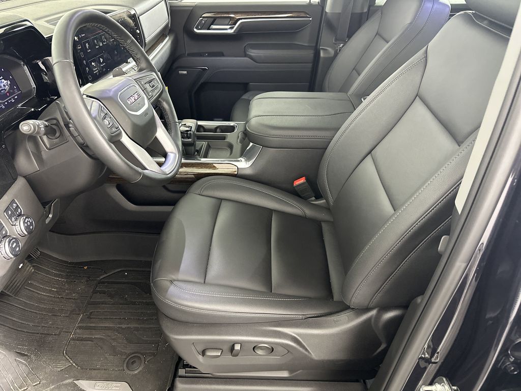 new 2025 GMC Sierra 1500 car, priced at $61,974