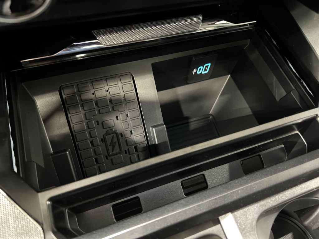 new 2025 Ford F-250SD car, priced at $77,915