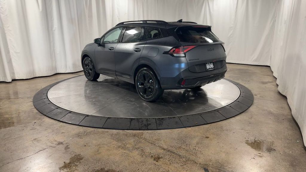 new 2025 Kia Sportage Plug-In Hybrid car, priced at $41,273
