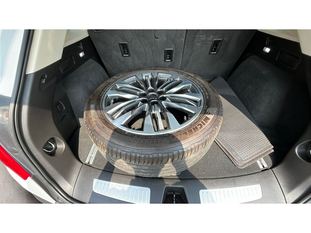 used 2017 Cadillac XT5 car, priced at $22,600