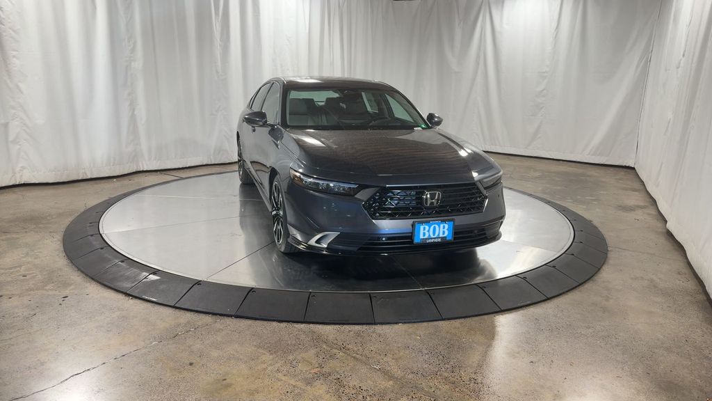 new 2025 Honda Accord Hybrid car, priced at $40,450