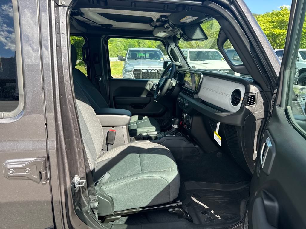 new 2025 Jeep Wrangler car, priced at $57,990