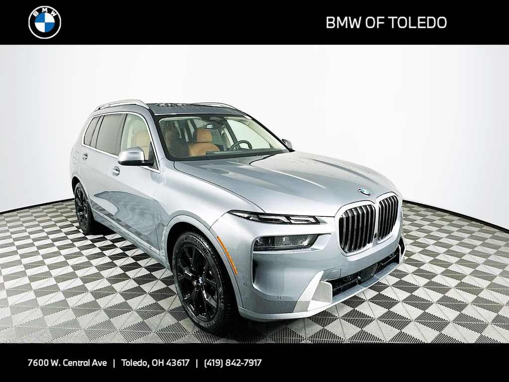 new 2025 BMW X7 car