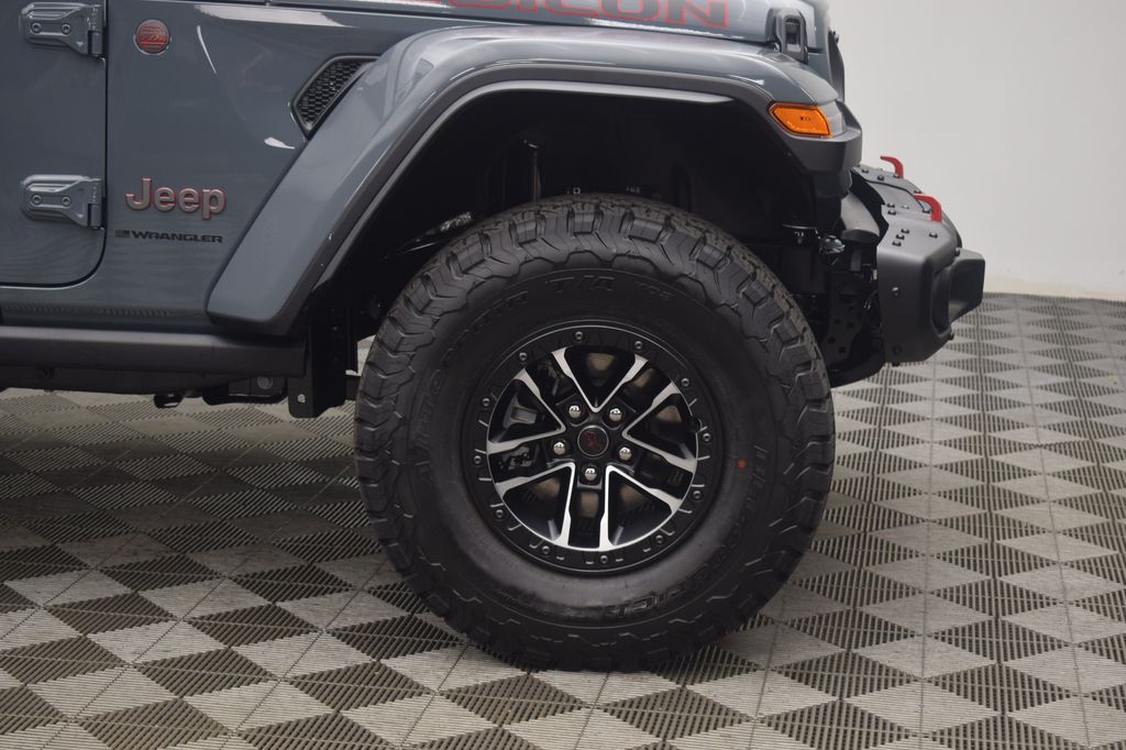 new 2025 Jeep Wrangler car, priced at $66,610