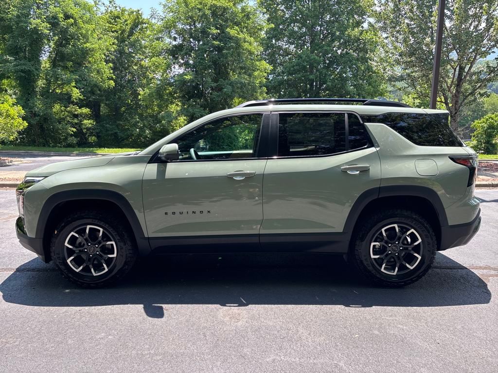 new 2026 Chevrolet Equinox car, priced at $38,290
