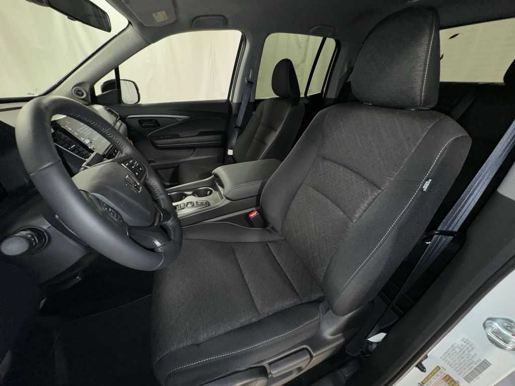 new 2025 Honda Ridgeline car, priced at $42,250