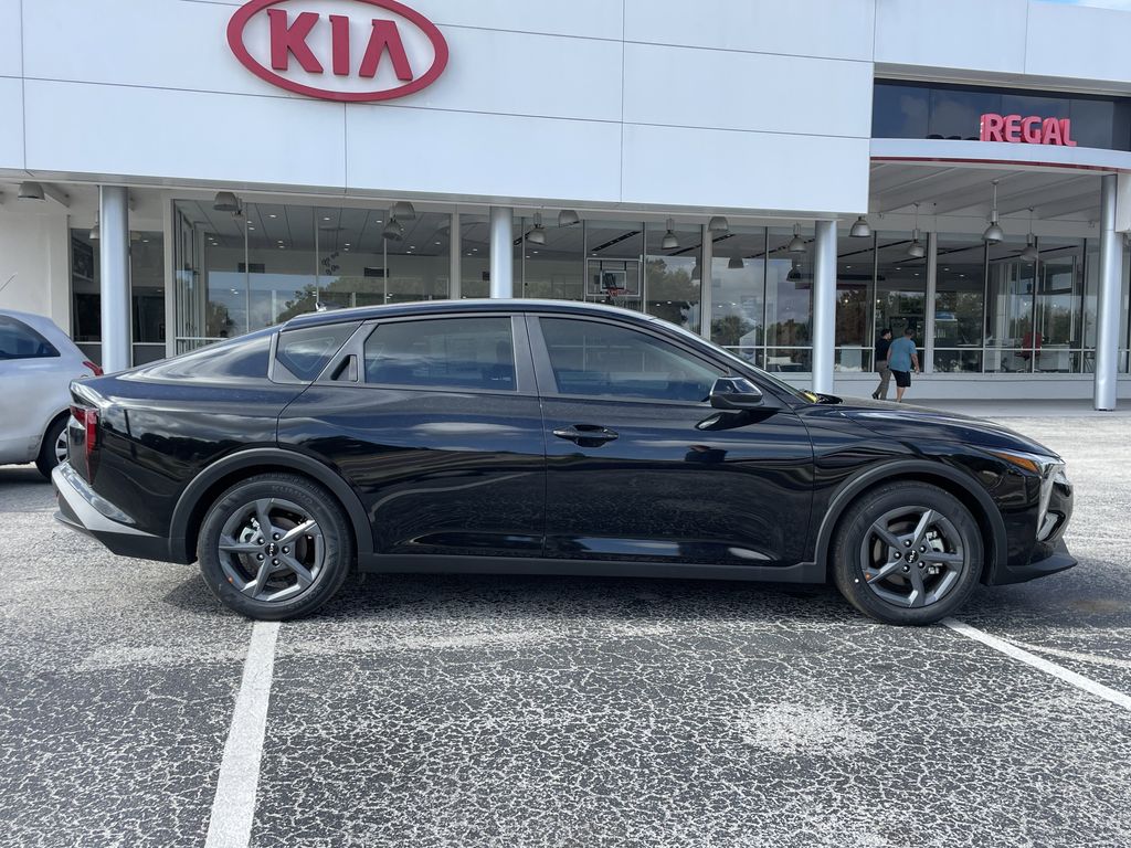 new 2025 Kia K4 car, priced at $23,218