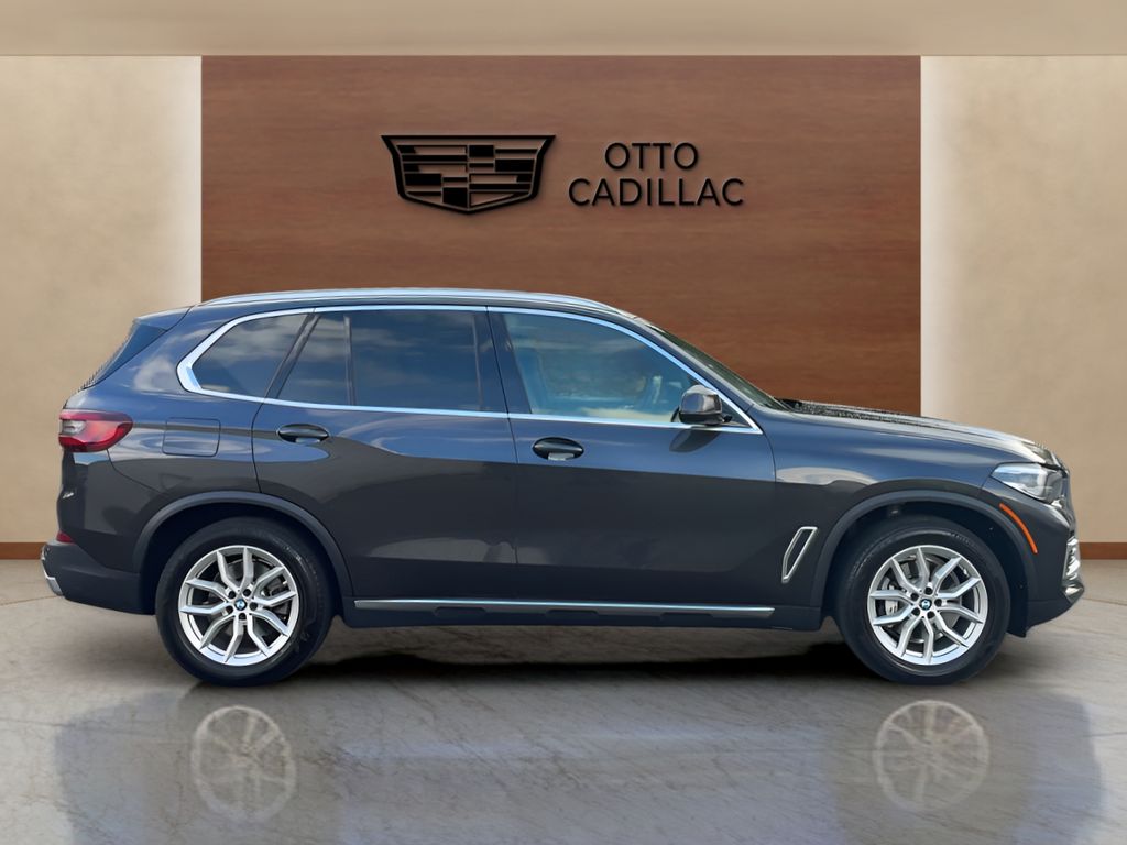 used 2022 BMW X5 car, priced at $35,900