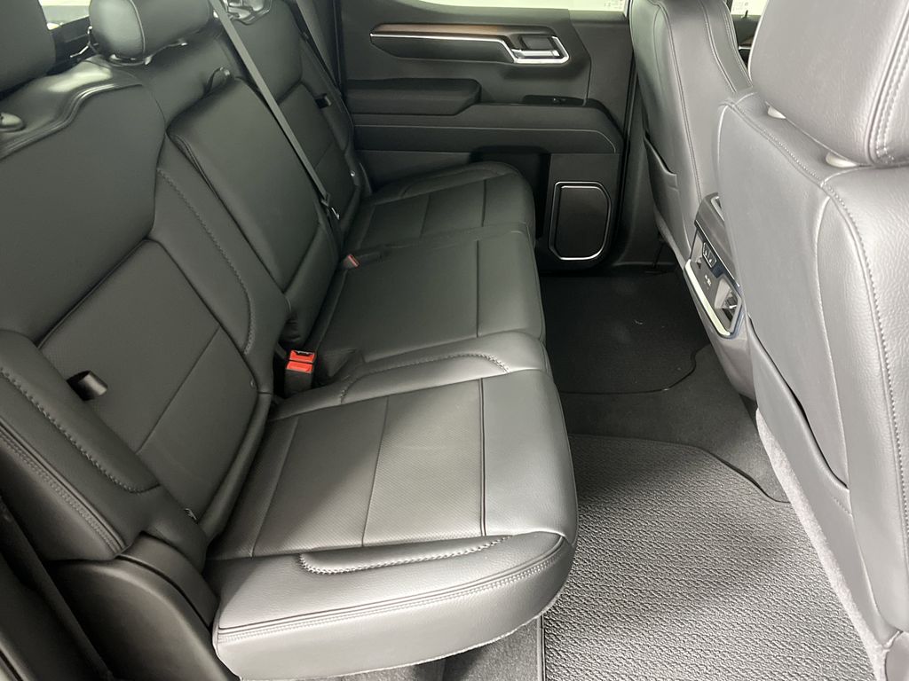 new 2025 GMC Sierra 1500 car, priced at $70,315