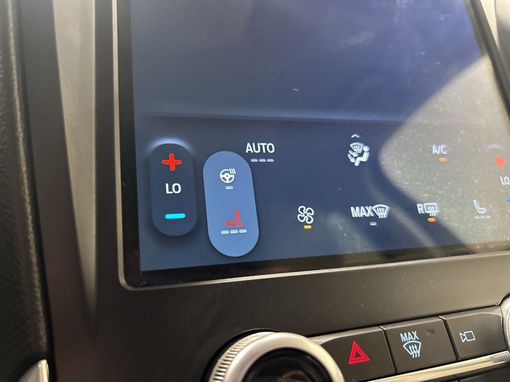 used 2022 Ford Edge car, priced at $29,985