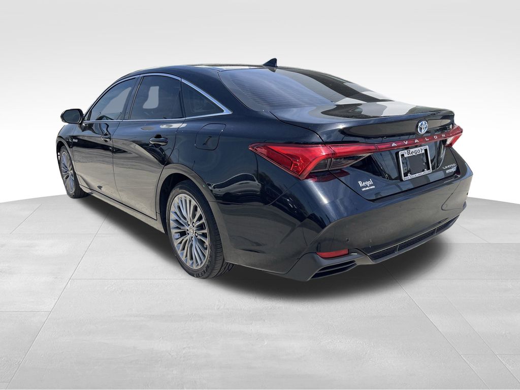 used 2021 Toyota Avalon Hybrid car, priced at $25,997